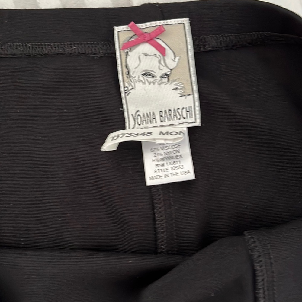 Black pencil skirt size L